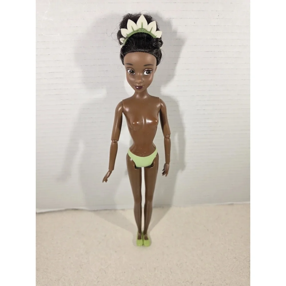 Disney Store Princess Tiana 12